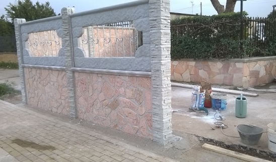 PIETRA  ROSA  ANTICATA |  | Prodotti | Artifacts | Manufatti in Cemento