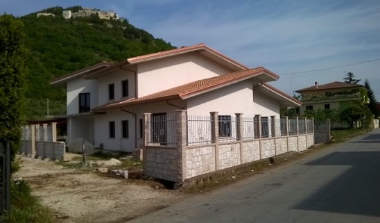 TRANCIATO ANTICATO |  | Prodotti | Artifacts | Manufatti in Cemento