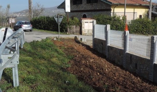 opera incerta con pietra di trani |  | Prodotti | Artifacts | Manufatti in Cemento